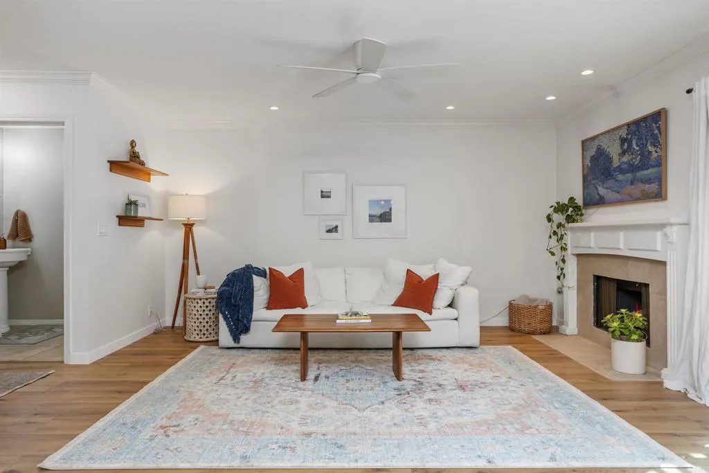 https://cdn.realtyfeed.com/cdn/127/306417917/f64a6c211dc13fe1115ebce097e082f9.webp