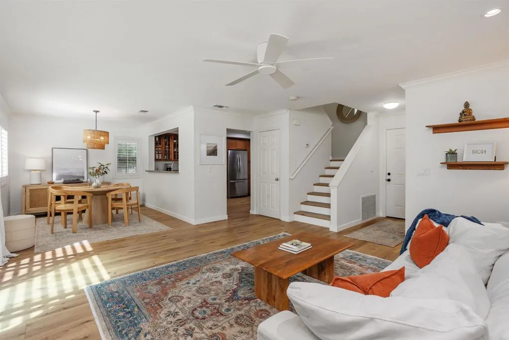 https://cdn.realtyfeed.com/cdn/127/306417917/f6a3b178de296a09e5ddd784940a95ff.webp