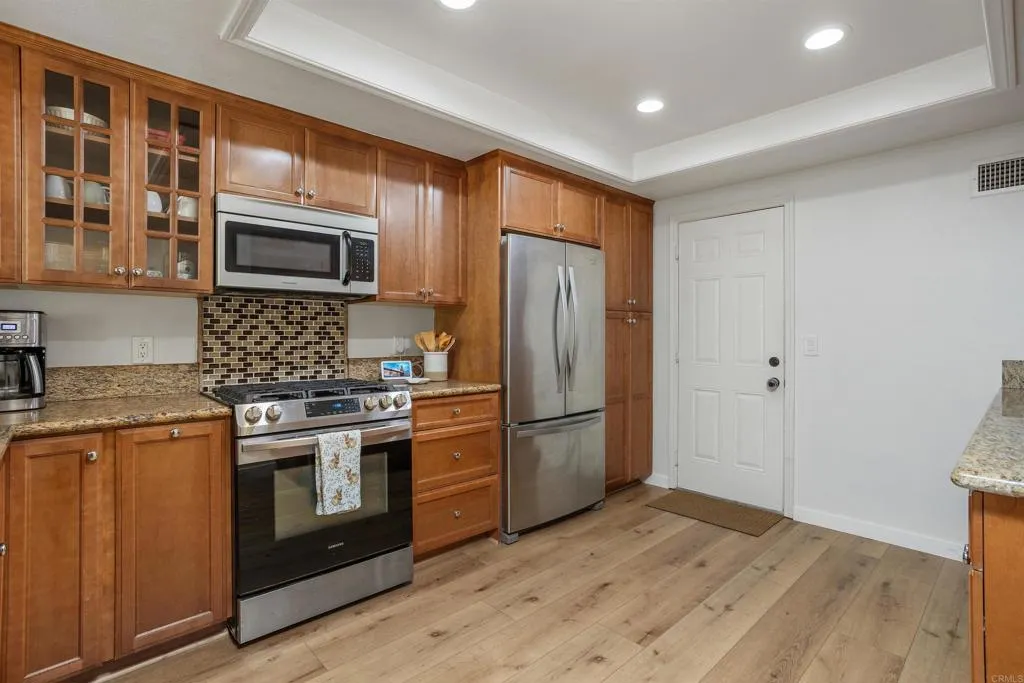 https://cdn.realtyfeed.com/cdn/127/306417917/fc170024b84649f722684c1735f25ae7.webp