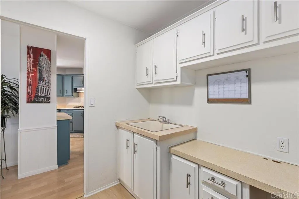 https://cdn.realtyfeed.com/cdn/127/306417955/3918c7aba3b984d10e8d124b3c36fe6e.webp