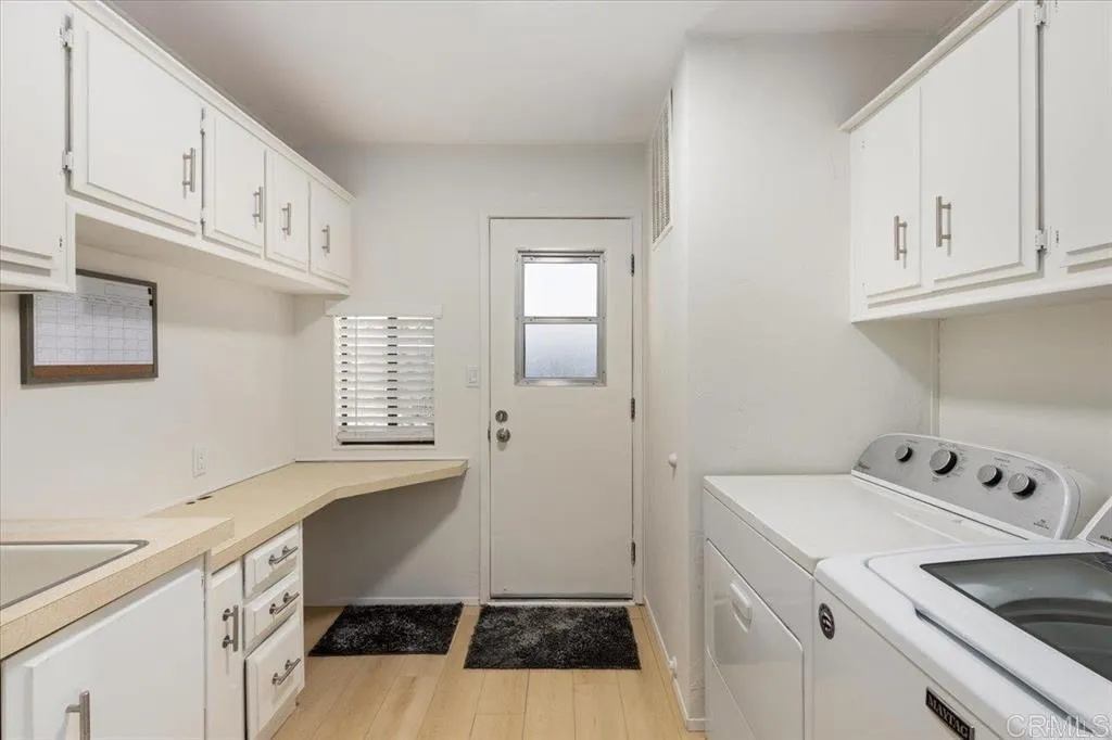 https://cdn.realtyfeed.com/cdn/127/306417955/d049a002fa2daefb4d09490bc93422c6.webp