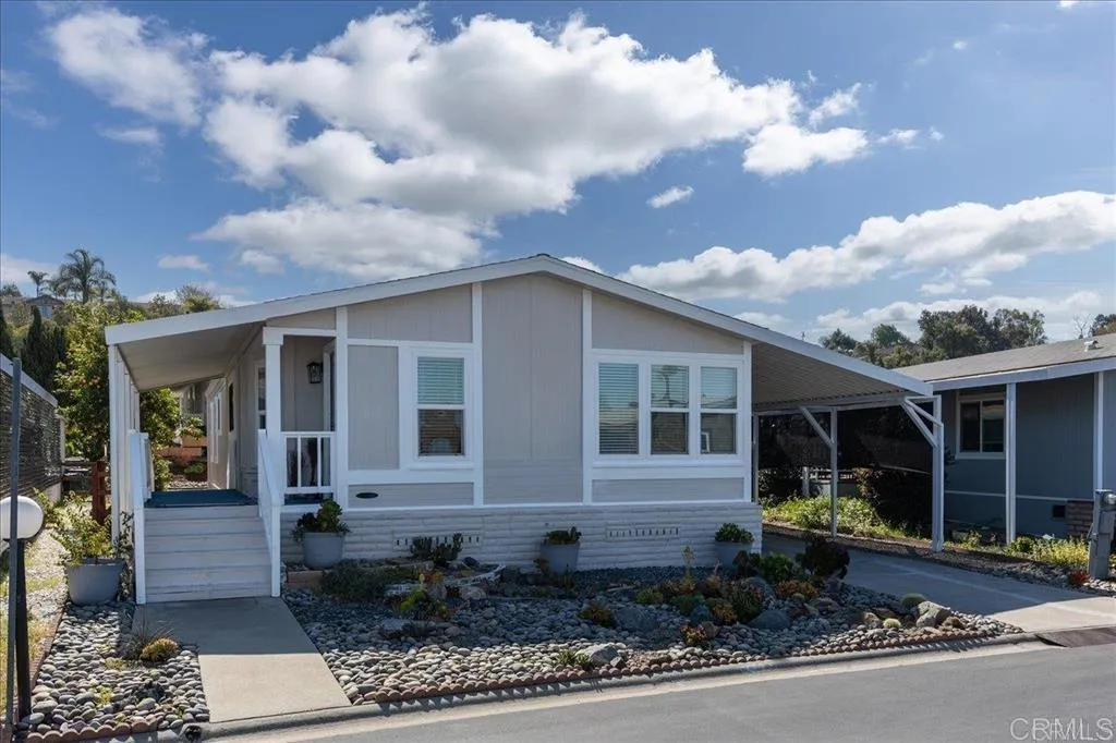 https://cdn.realtyfeed.com/cdn/127/306417955/ec2d7580103e362b2cf8a95ba0b6b945.webp