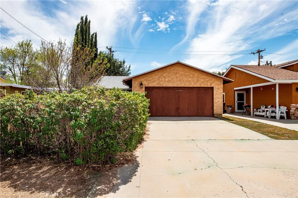 14306 Boxtree Street, Lake Hughes, Ca 93532