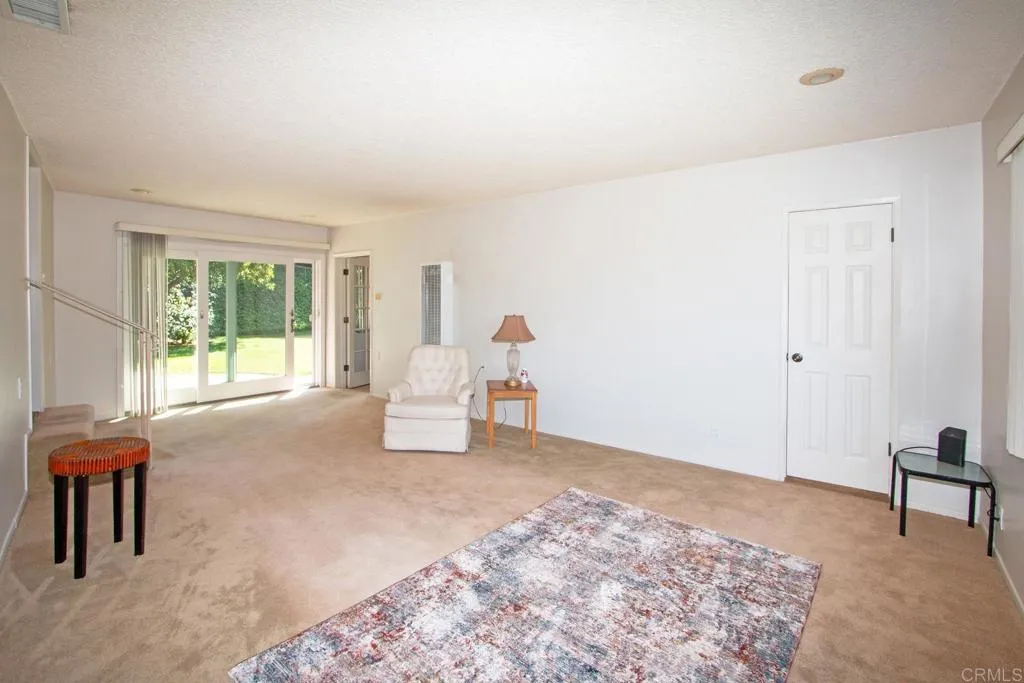 https://cdn.realtyfeed.com/cdn/127/306418385/6e715b88b13e318352eb6cecaf459e69.webp