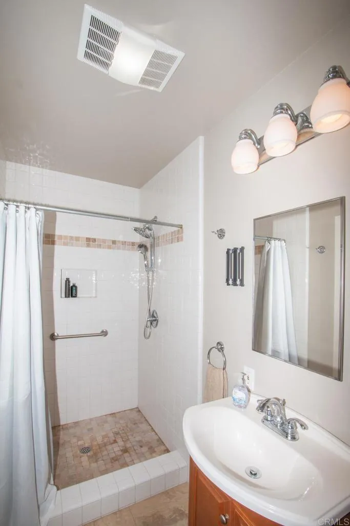 https://cdn.realtyfeed.com/cdn/127/306418385/7a08c66f33bd016ee037b1b0f542f670.webp