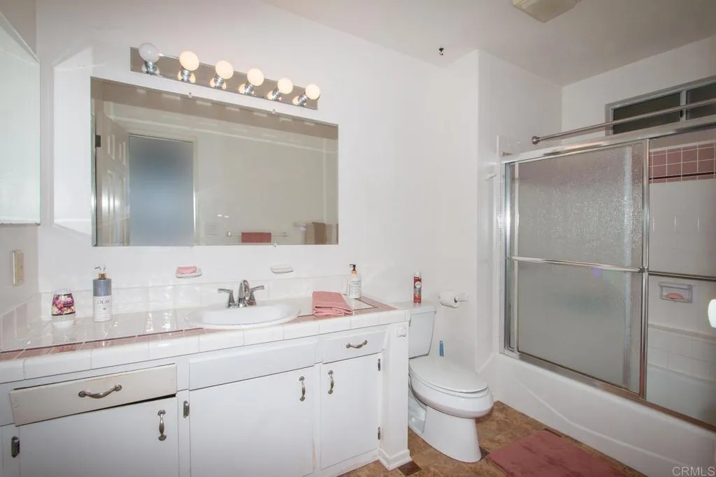 https://cdn.realtyfeed.com/cdn/127/306418385/817906d3ae598c2b15a748ec20a5e056.webp