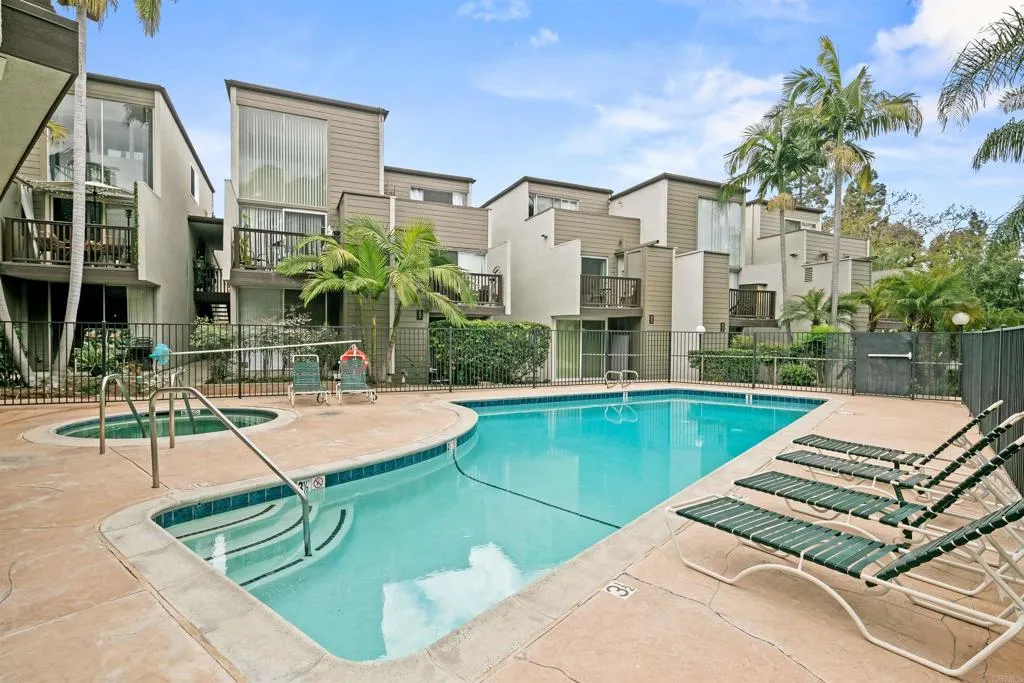 https://cdn.realtyfeed.com/cdn/127/306418493/7e1c545a57cea6651ba83c1de5b7ec73.webp