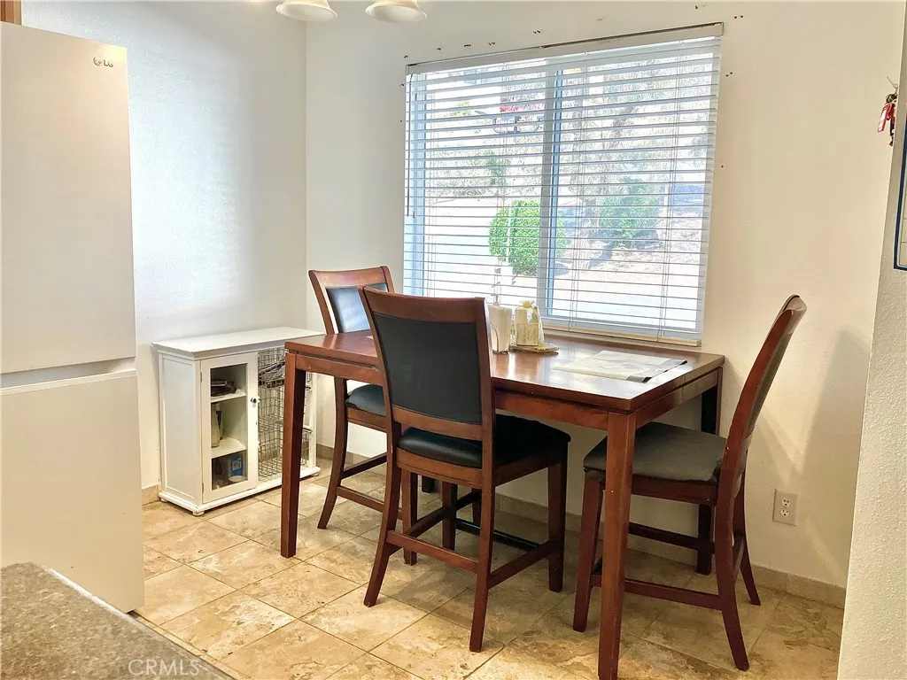 Photo #6: SW25084720 Listing 