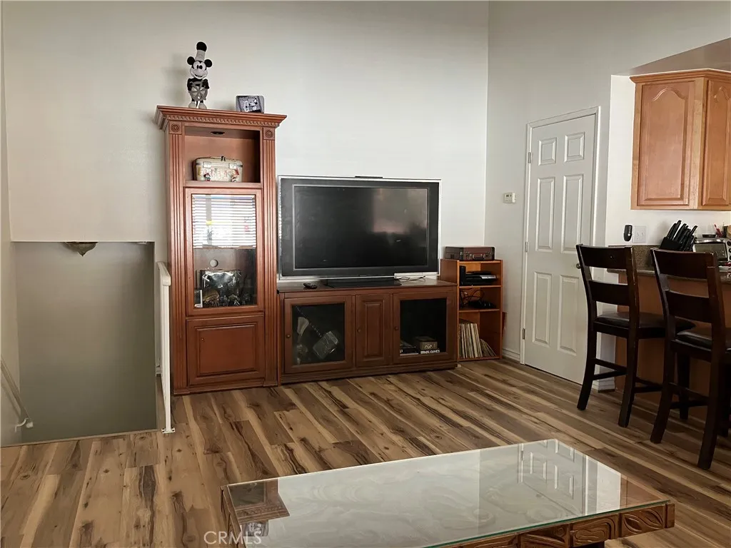 https://cdn.realtyfeed.com/cdn/127/306419024/8f69c3b636981501f409570333b95c27.webp