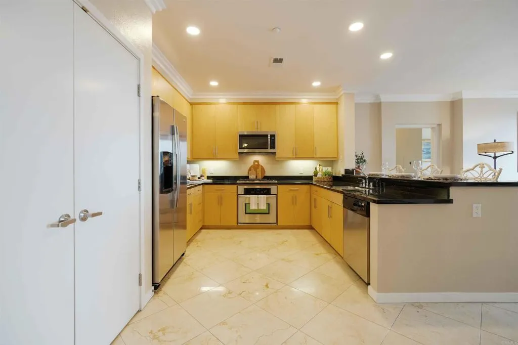 Photo #12: PTP2502813 Listing: Photo #12