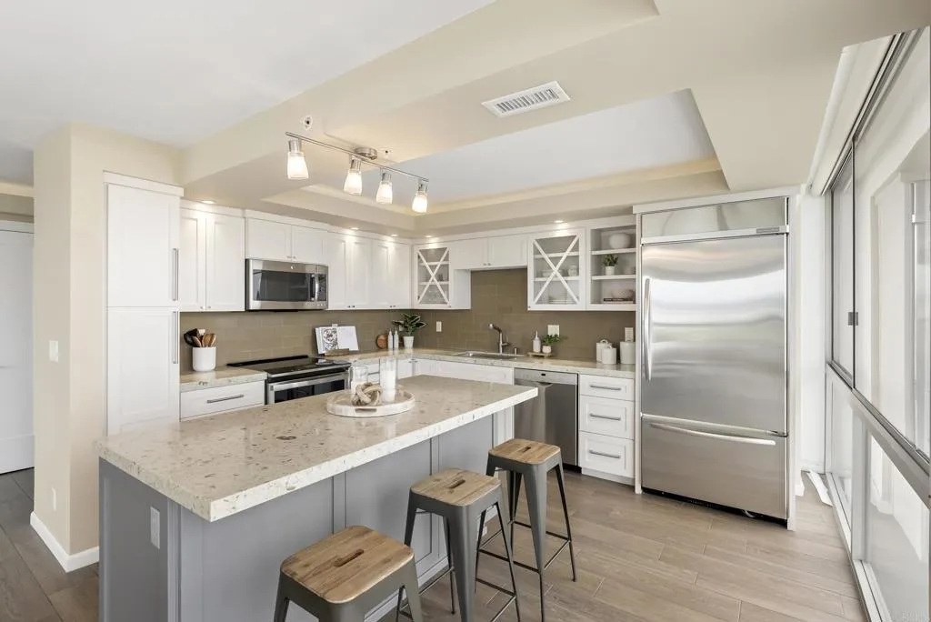 Photo #6: PTP2502816 Listing 