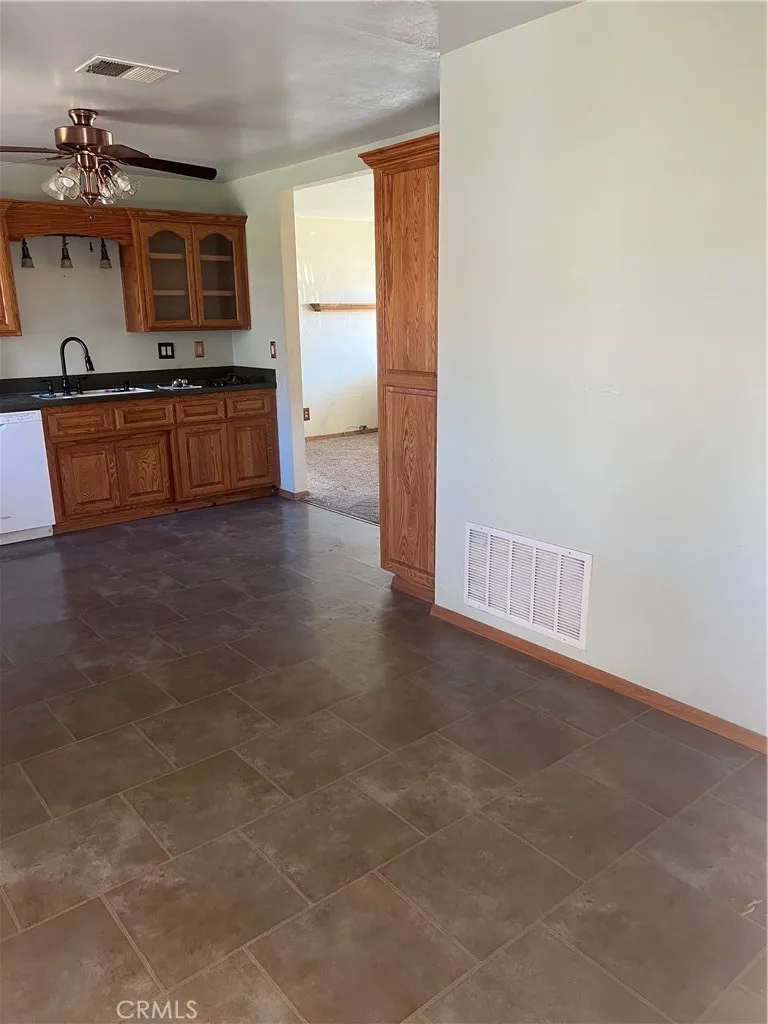 6252 Lynch Canyon Drive, Lake Isabella, Ca 93240 - Photo 4 of 15, Lake Isabella, CA