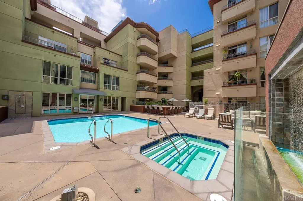 https://cdn.realtyfeed.com/cdn/127/306419689/1394f758c086fddeb5383d8f95b2915b.webp
