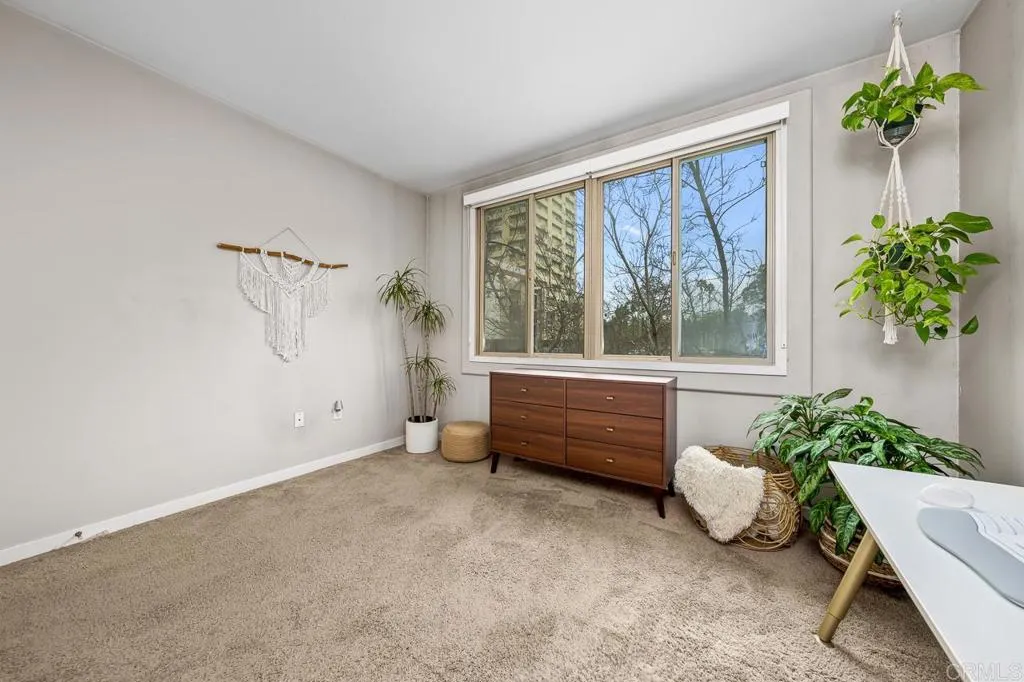 https://cdn.realtyfeed.com/cdn/127/306419689/2e9d53a2b0ce79aa0f9666936a8bd810.webp