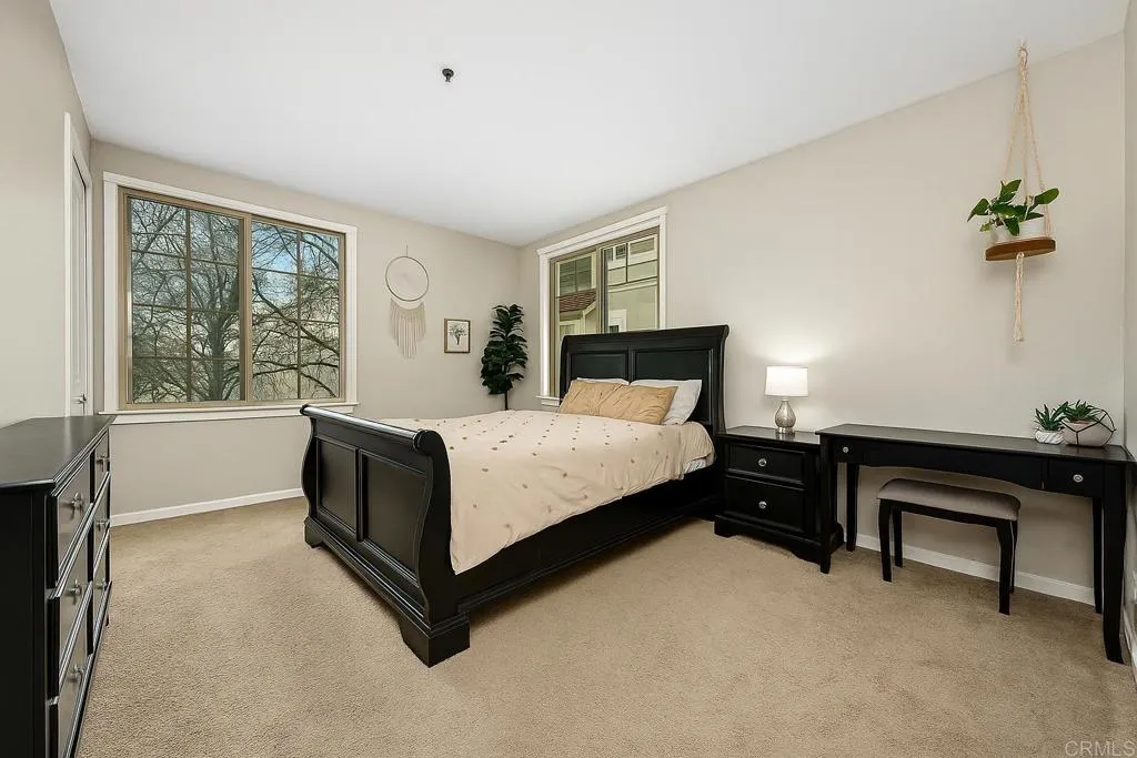 https://cdn.realtyfeed.com/cdn/127/306419689/8d399efdb43a5fc5cc8760ad3fc0d717.webp