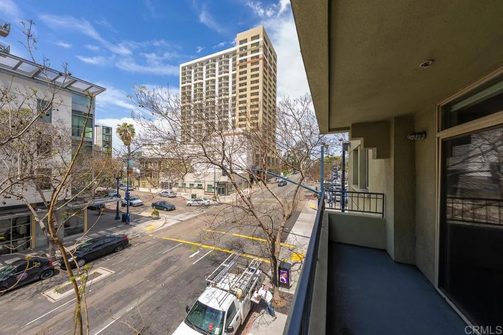 https://cdn.realtyfeed.com/cdn/127/306419689/965affcd41569ec6721a97919684d1a3.webp