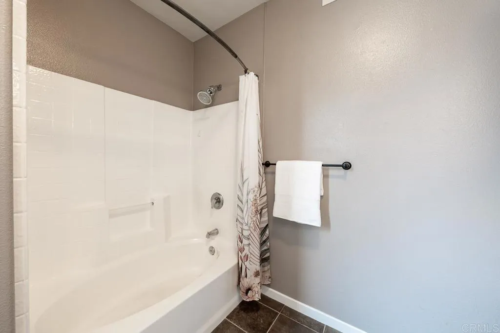 https://cdn.realtyfeed.com/cdn/127/306419689/c0240dba2c00326b2dcf2ee84ea78f94.webp