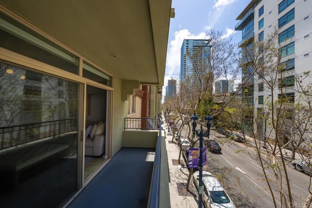 https://cdn.realtyfeed.com/cdn/127/306419689/c134c17f5fe4061092f337287bcf4b12.webp