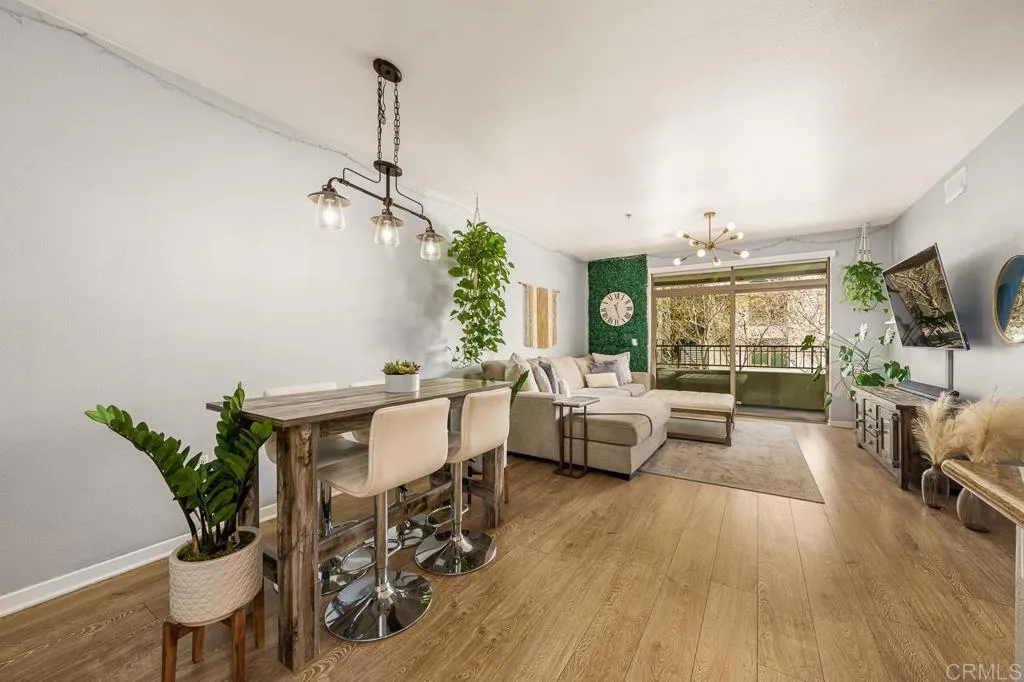 Photo #4: NDP2503859 Listing 