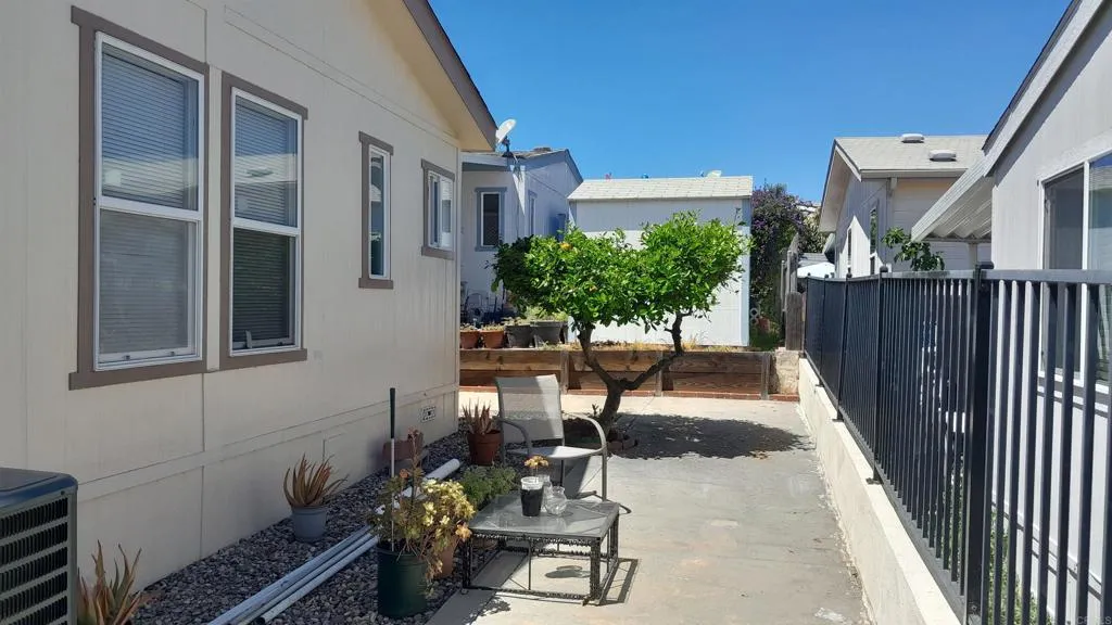 https://cdn.realtyfeed.com/cdn/127/306420006/71e9f175c284e934cb23a263fb894cff.webp