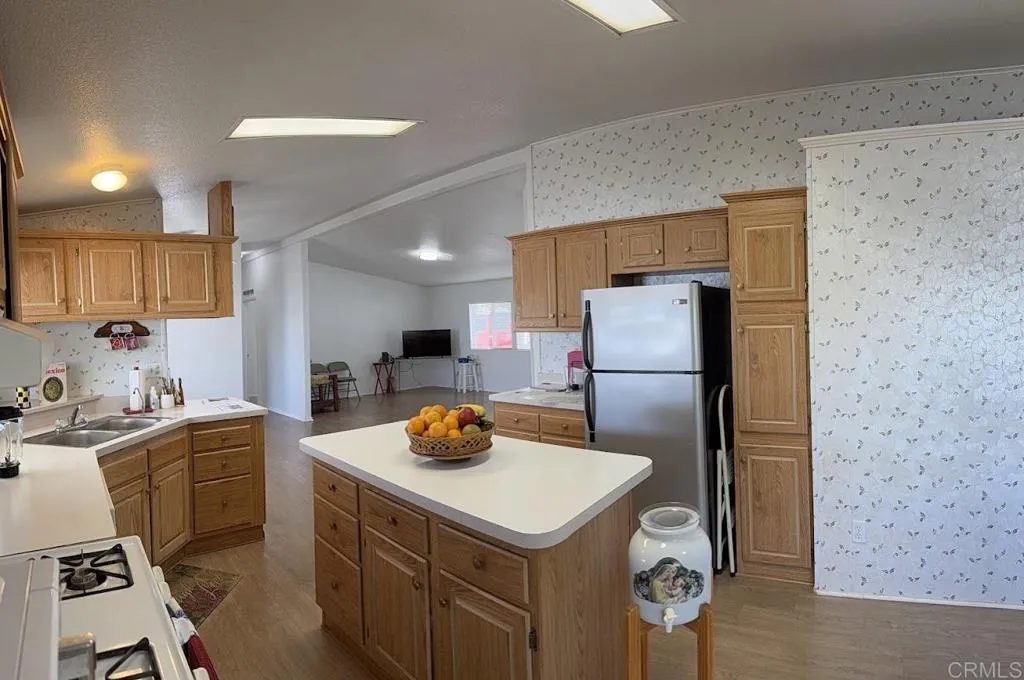 https://cdn.realtyfeed.com/cdn/127/306420006/7a37c47229d31ec1215f22028a85d1f9.webp