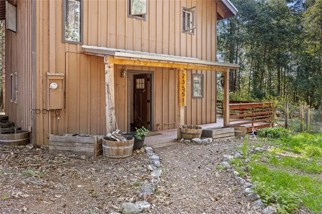 23551 Ridge Road, Willits, Ca 95490