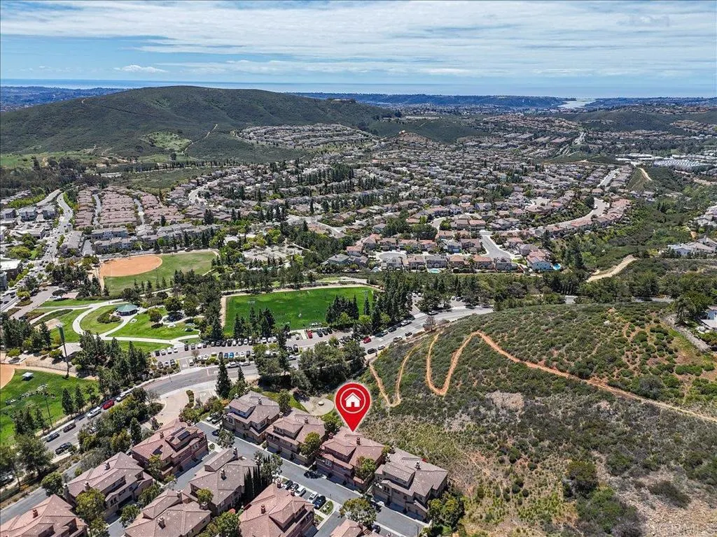 https://cdn.realtyfeed.com/cdn/127/306420340/347bfff3bcee1f8127f4fcb9ad3958d8.webp