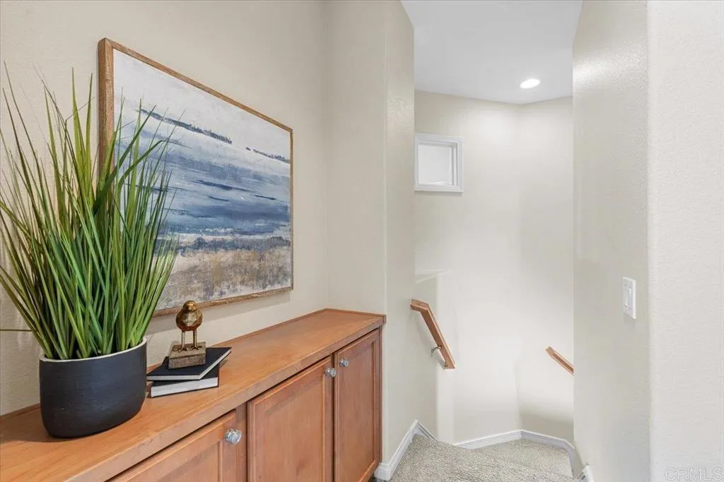 https://cdn.realtyfeed.com/cdn/127/306420340/8631ede4303d7ca04b92c7d396a763da.webp