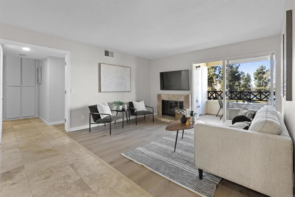 https://cdn.realtyfeed.com/cdn/127/306420373/90d2a7c512fb39b2105c8d9d7c586721.webp