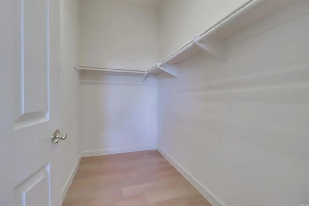 https://cdn.realtyfeed.com/cdn/127/306420448/8fcba4d6f9845a7609937738aa5136a3.webp