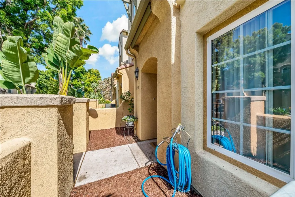 Photo #4: SW25086963 Listing 