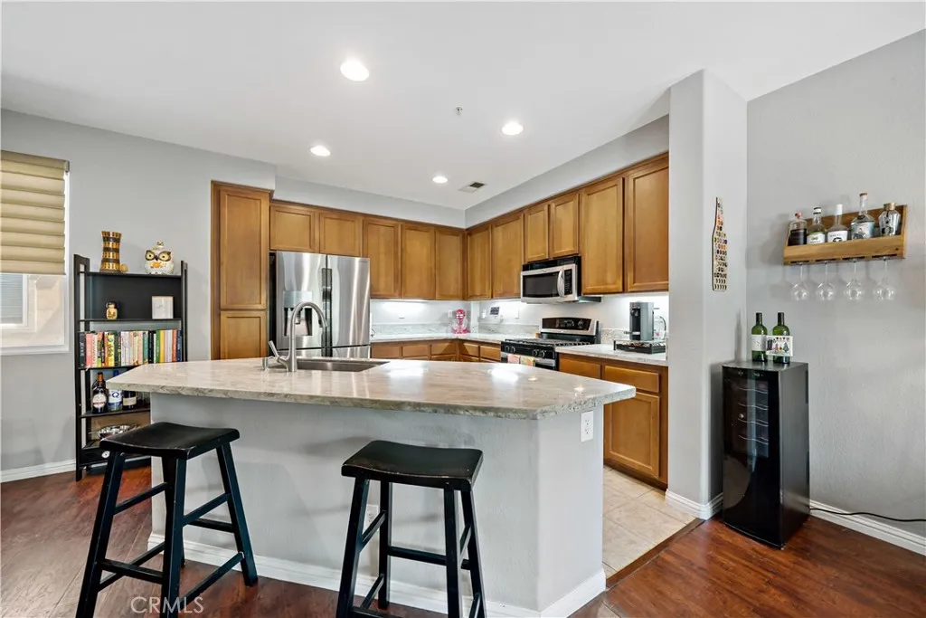 https://cdn.realtyfeed.com/cdn/127/306420480/3e791a1c981af562c944ff16da3e9a09.webp