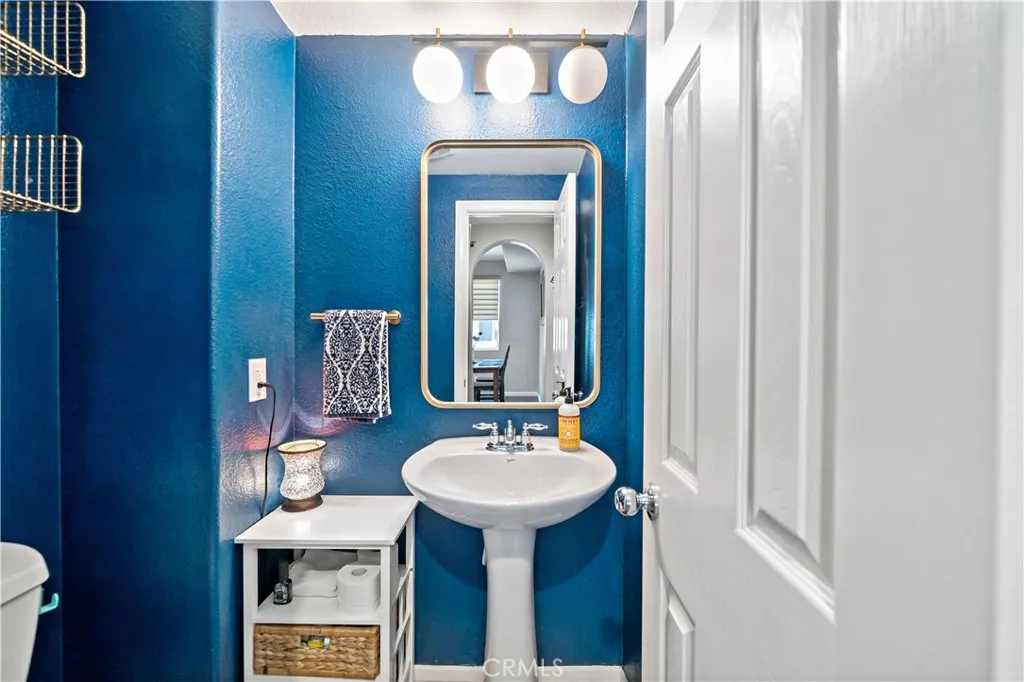 https://cdn.realtyfeed.com/cdn/127/306420480/8106f5a6f713dbb0bfeb74a141f4b77c.webp