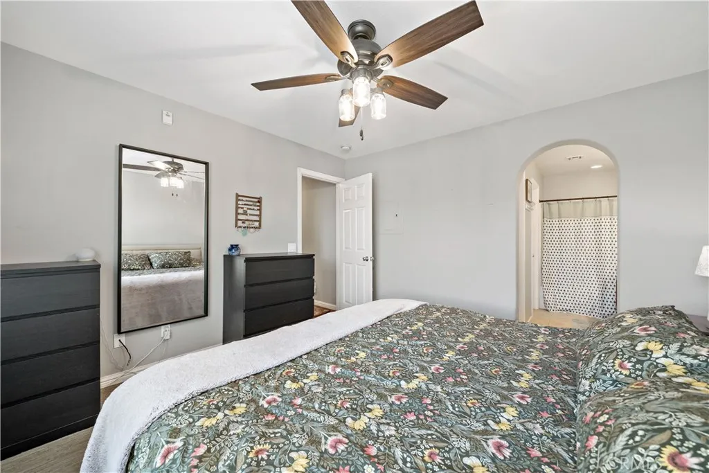 https://cdn.realtyfeed.com/cdn/127/306420480/c6da5c150af6f6c2096515a6c7383161.webp
