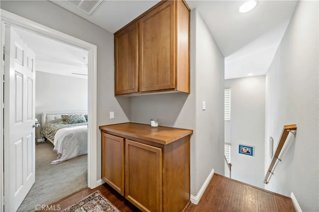 https://cdn.realtyfeed.com/cdn/127/306420480/fb4598a10d22f0f6182ad56b0d50b85d.webp