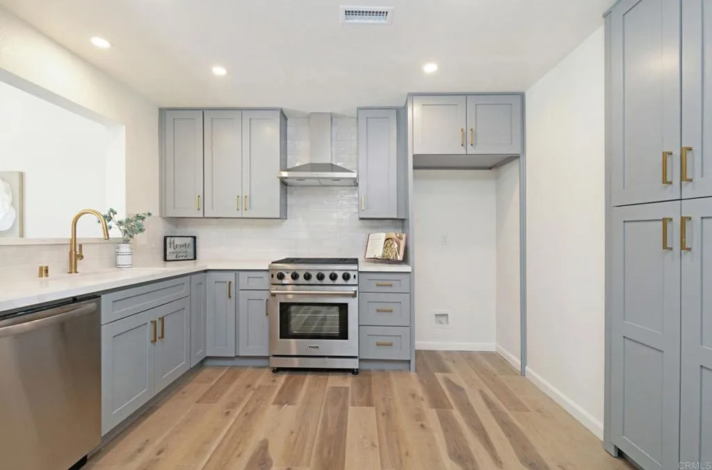 https://cdn.realtyfeed.com/cdn/127/306420597/4882d01bac0c6f74716603d9c1177b30.webp