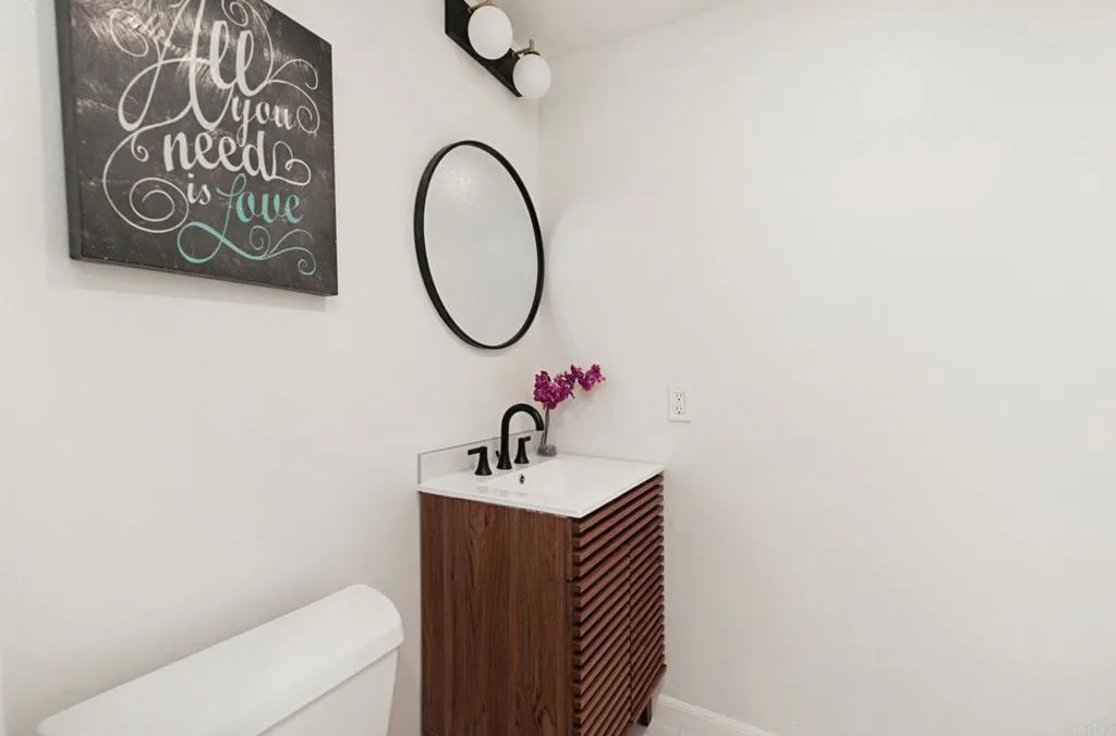 https://cdn.realtyfeed.com/cdn/127/306420597/654670462c71d7d525115c00ec6166c3.webp