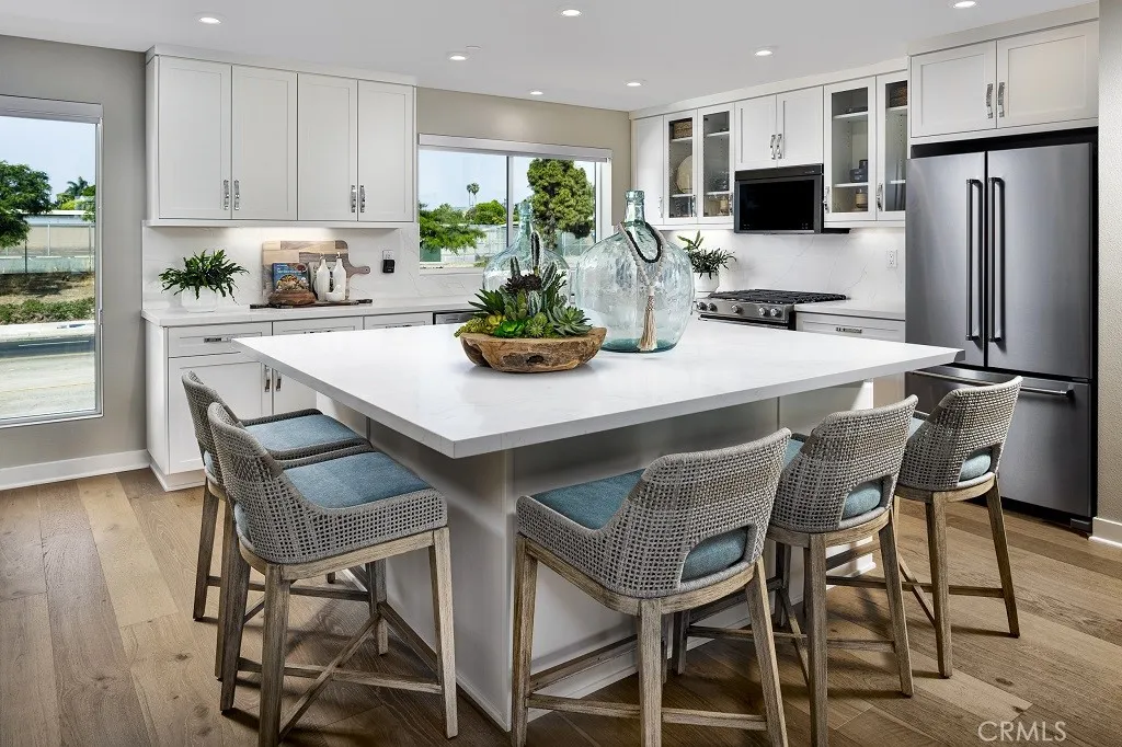 https://cdn.realtyfeed.com/cdn/127/306420777/50b2d0da40fa3a158423d1d287b2489d.webp
