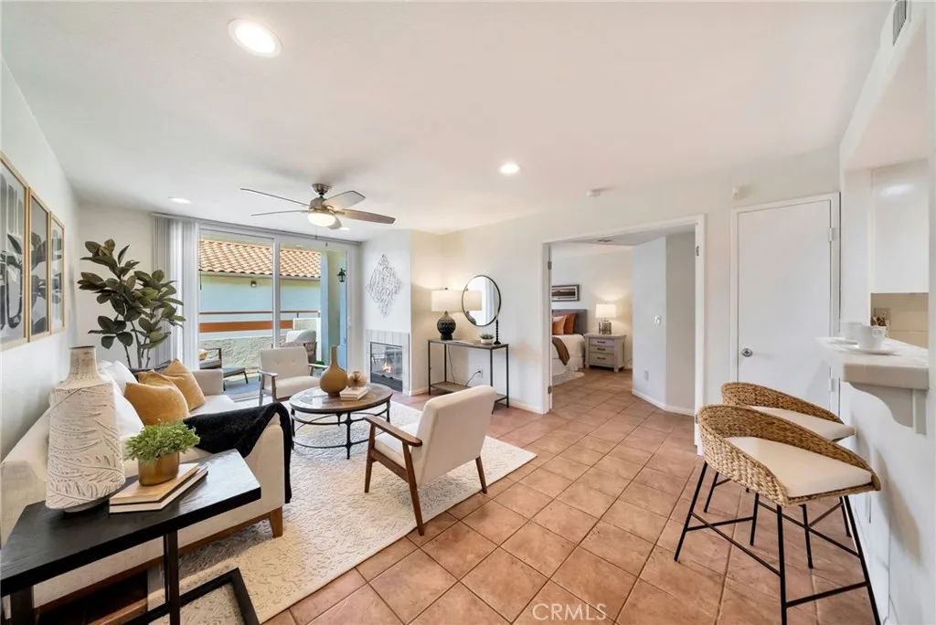Photo #6: OC25088816 Listing 