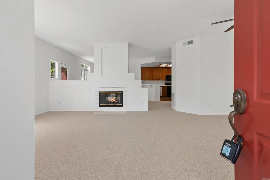 Photo #4: NDP2503902 Listing 