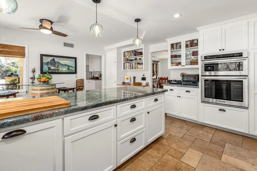 https://cdn.realtyfeed.com/cdn/127/306421072/13c0242480faccfaebb8edd3ea995976.webp