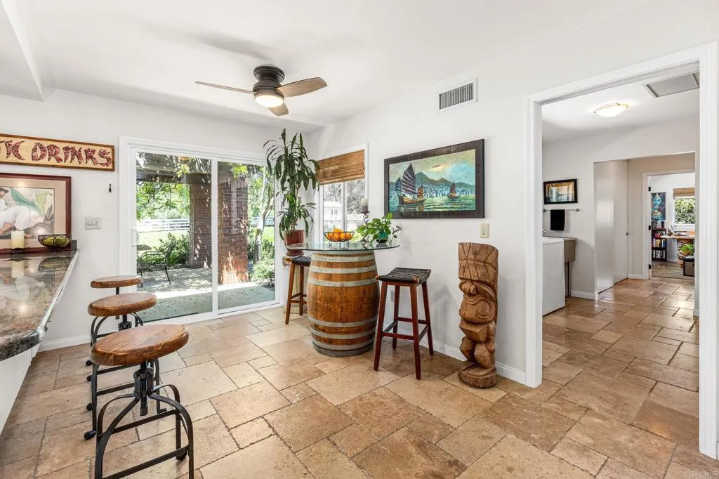 https://cdn.realtyfeed.com/cdn/127/306421072/3525d907fdf767c36b5e92e3ccbbe592.webp