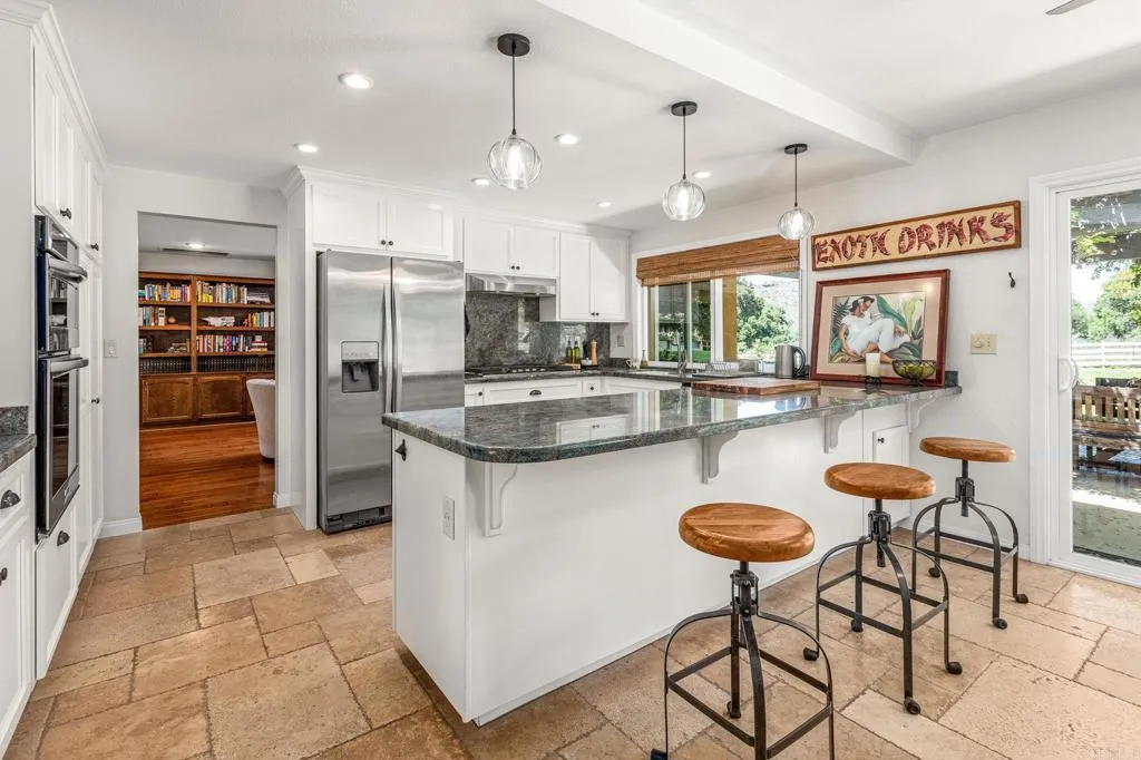 https://cdn.realtyfeed.com/cdn/127/306421072/4f38a46d9fd905fa9e5a5c3e5c549fd6.webp