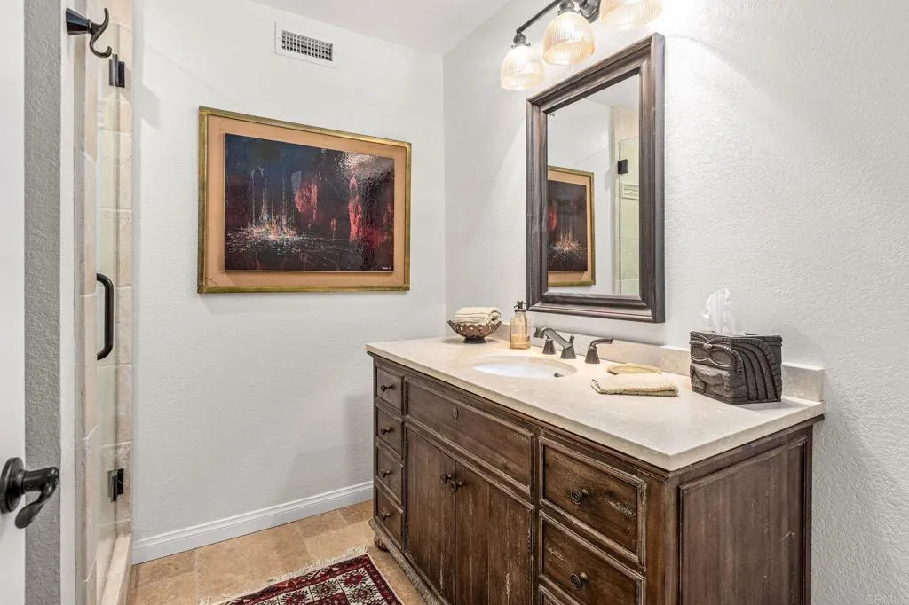 https://cdn.realtyfeed.com/cdn/127/306421072/cc1fc00cc37e8a42e58c597a4590a530.webp