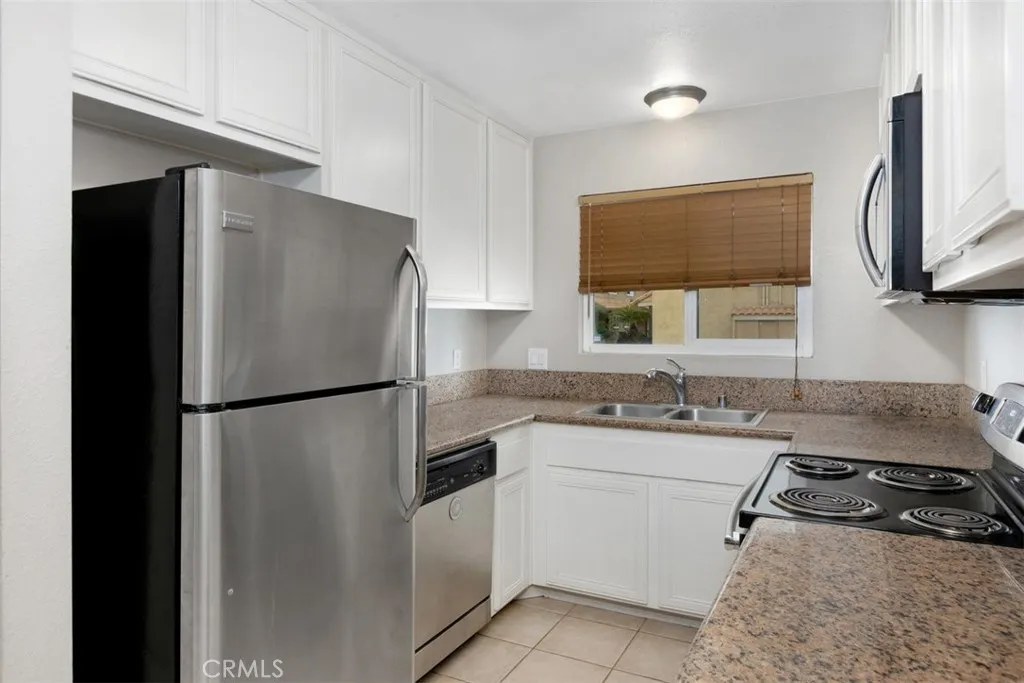 Photo #9: CV25086169 Listing: Photo #9