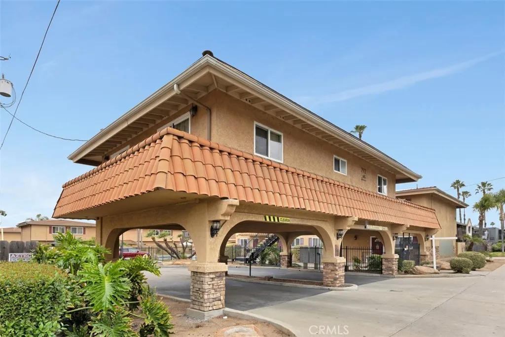 https://cdn.realtyfeed.com/cdn/127/306421133/e85f333c422a2d2c9fcb4c2367bdcd8c.webp