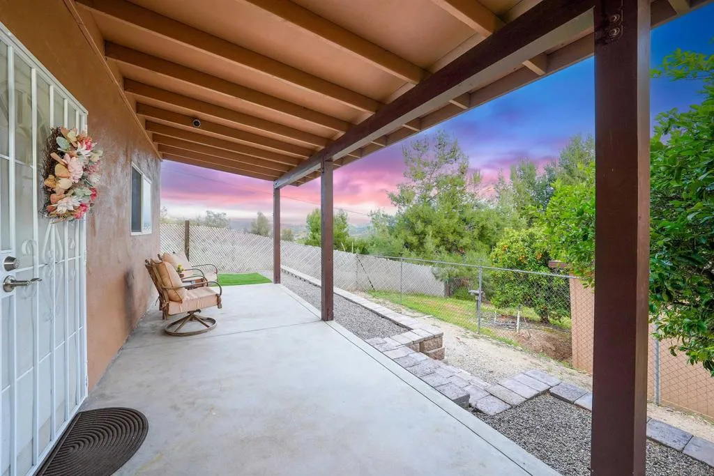 https://cdn.realtyfeed.com/cdn/127/306421256/4b4bd6429febbbdce4dd1b8dfbf98317.webp