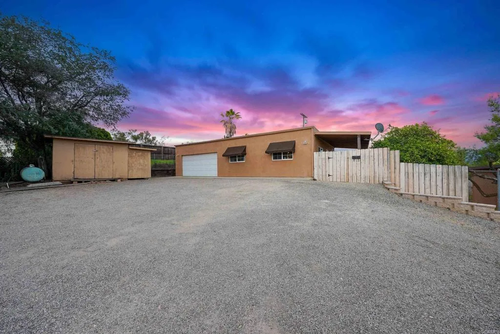 https://cdn.realtyfeed.com/cdn/127/306421256/d2ce1fad2d176176c578fe04681a94be.webp