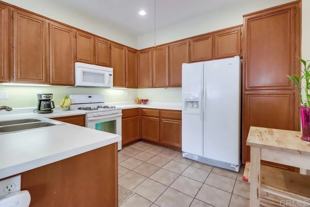 https://cdn.realtyfeed.com/cdn/127/306421406/d02e80801c7d517827ee97e21571829c.webp