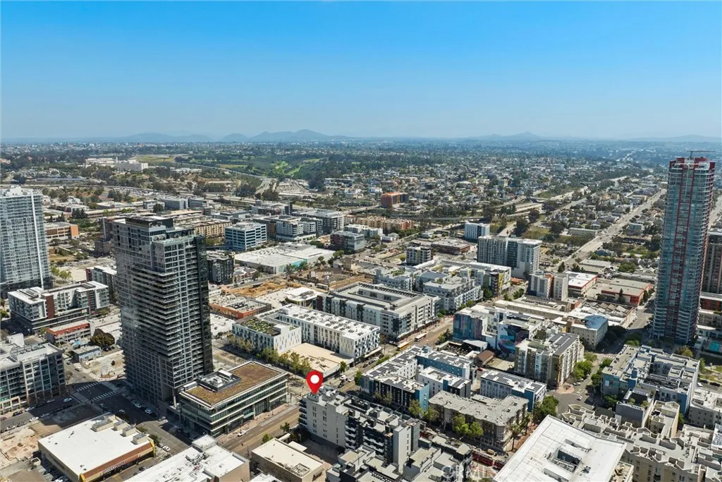 https://cdn.realtyfeed.com/cdn/127/306421496/28385150a9ac5d048120212fb7d84ec8.webp